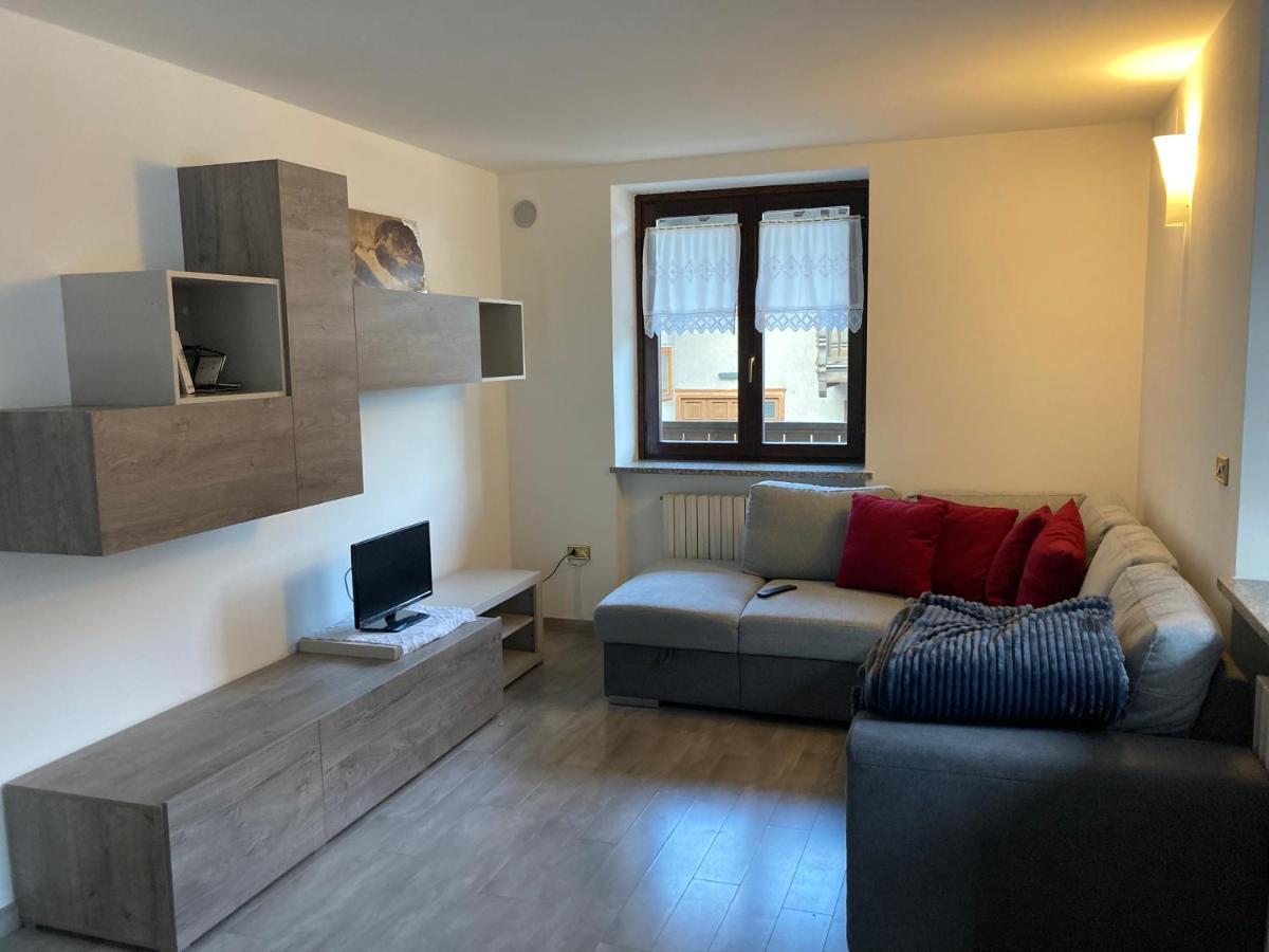 Appartamento Silvia Vermiglio Exteriör bild